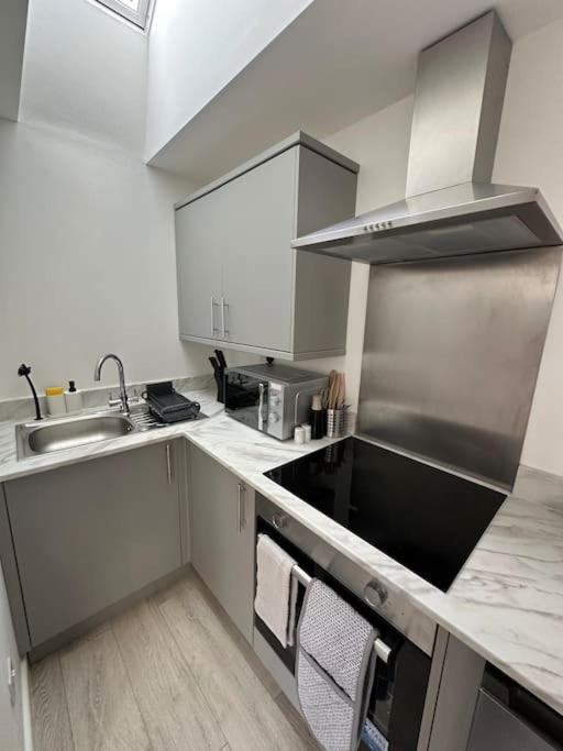 Whitsun Studio - Brand New Listing! Bristol Exteriör bild